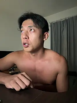 Yooo17 online show from July 4, 3:51 pm