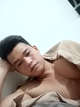 Snapshot of Maycute18 chatting on February 26, 2:27 pm Maycute18 online show from February 26, 2:27 pm