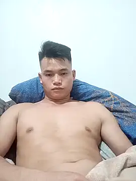 Snapshot of Maycute18 chatting on March 4, 1:50 pm Maycute18 online show from March 4, 1:50 pm