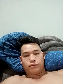 Snapshot of Maycute18 chatting on March 6, 2:24 pm Maycute18 online show from March 6, 2:24 pm