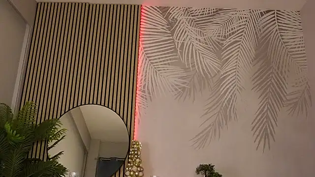 HottieLillyXXX online show from February 2, 8:51 pm