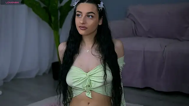 ElaraVixen online show from February 19, 8:05 pm