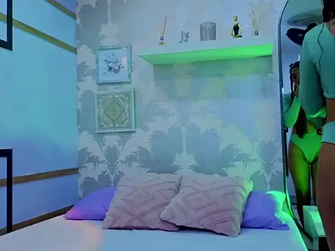 Emma Thompssonn online show from March 17, 11:46 am