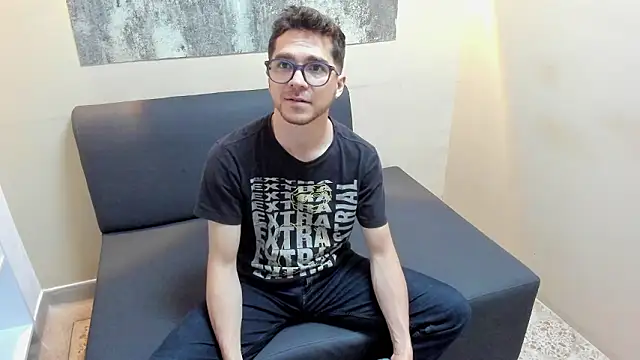 MATTHEW EVANS1 online show from February 2, 12:59 pm