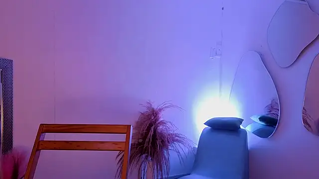 fransheskarossi online show from March 21, 12:10 pm