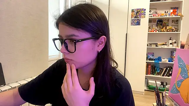 SaintMari online show from May 9, 2:11 pm