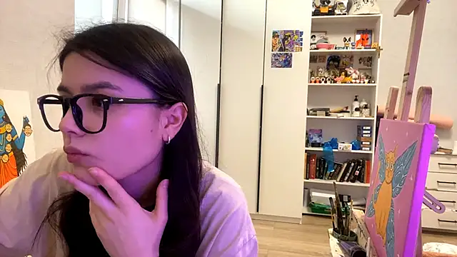 SaintMari online show from May 10, 2:22 pm