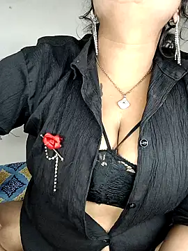 Snapshot of Ruby-7 chatting on February 13, 7:54 pm Ruby-7 online show from February 13, 7:54 pm