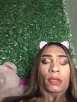 girlbrownettexxx online show from February 3, 5:16 am