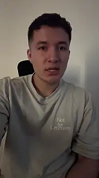 Alexander Connor online show from April 3, 11:52 am