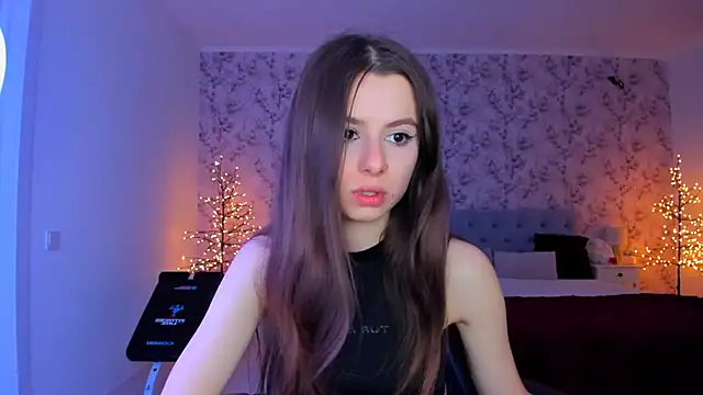 Hot Molly5 online show from May 2, 8:03 pm