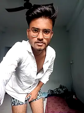 sdgjjkkmm online show from March 28, 10:59 am