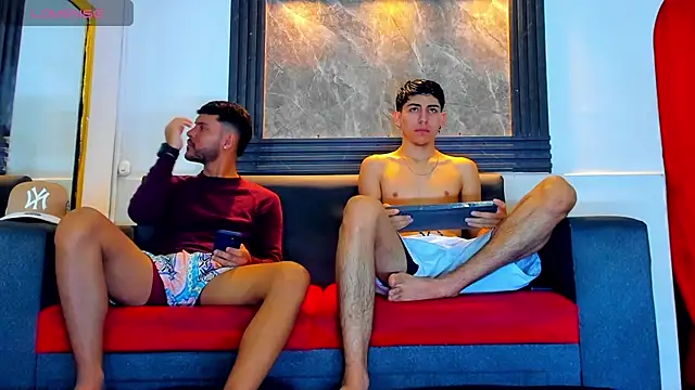 Snapshot of Angel_Villareal chatting on March 27, 1:11 pm Angel Villareal online show from March 27, 1:11 pm