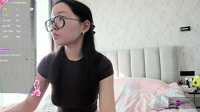theadorableprinces online show from May 20, 2:12 pm