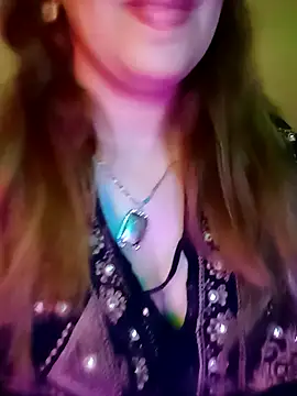 Snapshot of Naughty-Yousra chatting on June 22, 2:46 am Naughty-Yousra online show from June 22, 2:46 am