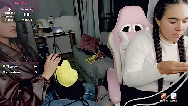 VictoriaHoneyy online show from May 16, 2:19 am