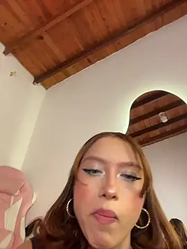 Alison Ivanova online show from February 19, 3:46 am