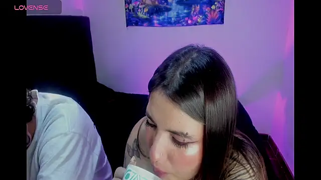 lunaa rayy420 online show from May 16, 2:19 am