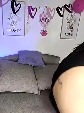 Snapshot of milk_beel chatting on February 27, 5:18 am milk beel online show from February 27, 5:18 am