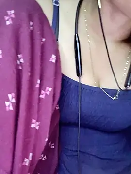 Snapshot of annugirl chatting on February 3, 5:49 am annugirl online show from February 3, 5:49 am