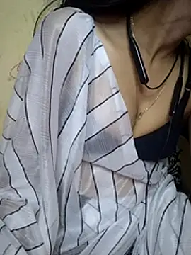 Snapshot of annugirl chatting on February 7, 6:22 pm annugirl online show from February 7, 6:22 pm