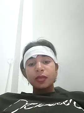 Snapshot of Cute-Natashaa chatting on March 3, 4:35 pm Cute-Natashaa online show from March 3, 4:35 pm