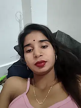 Snapshot of Cute-Natashaa chatting on March 5, 7:48 am Cute-Natashaa online show from March 5, 7:48 am