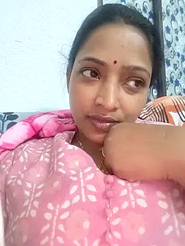 Hot-Tinaa online show from February 17, 2:46 pm