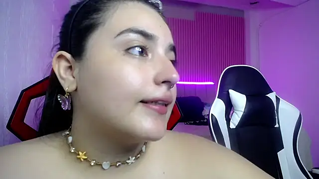 Snapshot of sonic_jess07 chatting on June 22, 1:18 am sonic jess07 online show from June 22, 1:18 am