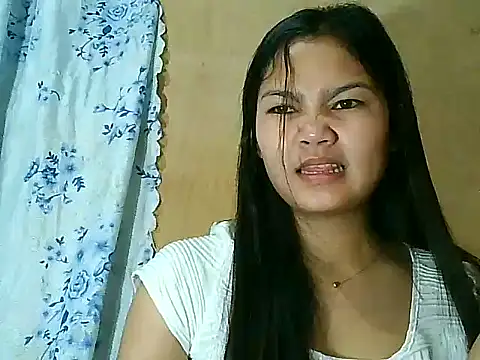 PinaySkinnyJust18 online show from January 16, 9:41 pm