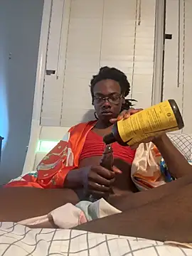 Snapshot of barracksbunny chatting on March 28, 10:04 am barracksbunny online show from March 28, 10:04 am