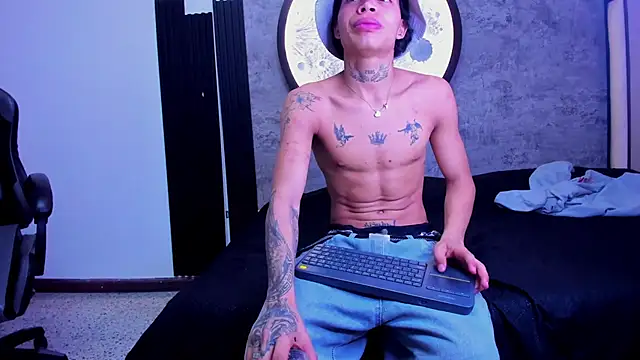 Dogan Renzo0 online show from March 4, 12:00 pm