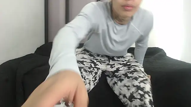 Dogan Renzo0 online show from March 26, 8:47 pm