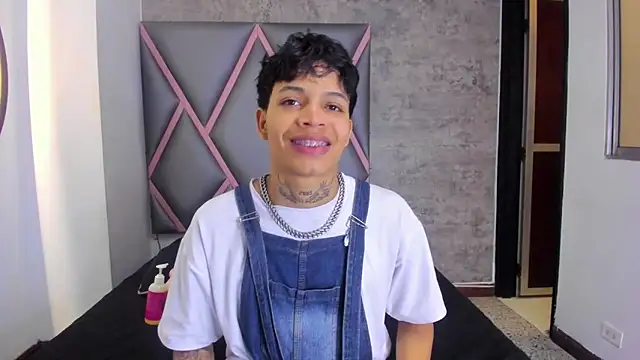 Dogan Renzo0 online show from March 28, 8:19 pm