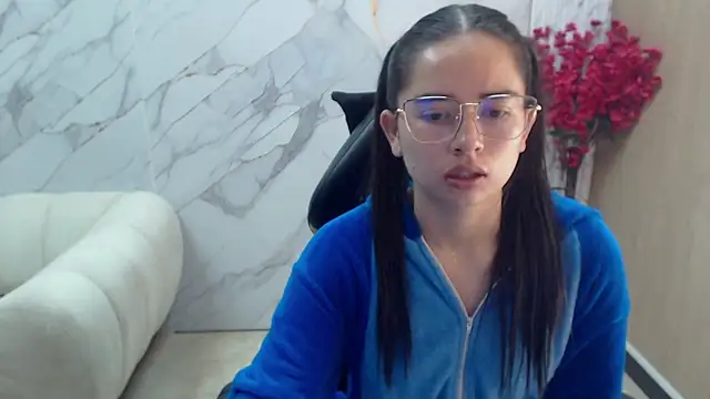 Qetsyah tf online show from May 16, 1:43 pm