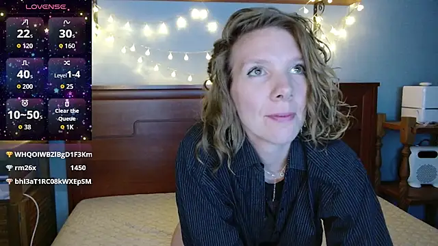 Daisy Lovely online show from February 9, 4:27 am