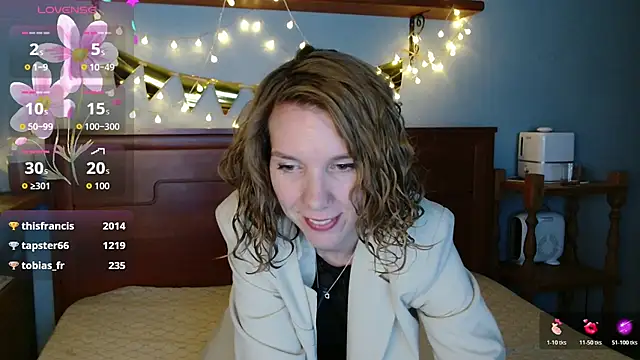 Snapshot of Daisy_Lovely chatting on April 8, 4:23 am Daisy Lovely online show from April 8, 4:23 am