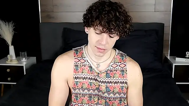 TylerGibson online show from February 9, 4:16 am