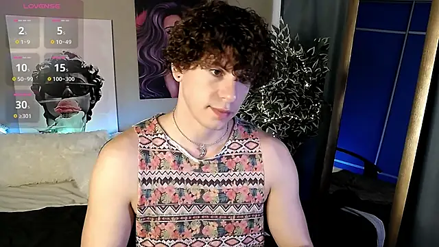 TylerGibson online show from June 9, 3:40 am