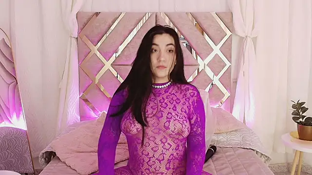 KathiaJenner online show from May 4, 11:17 am