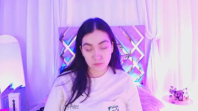KathiaJenner online show from June 28, 11:16 am