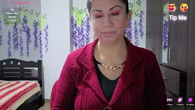 xxxMilexxx online show from March 30, 11:00 am