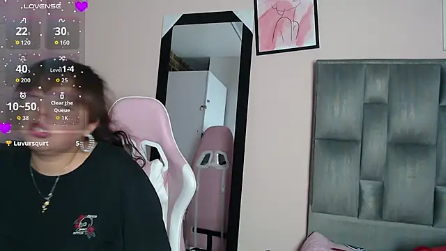 HannaRose- online show from May 6, 4:41 am
