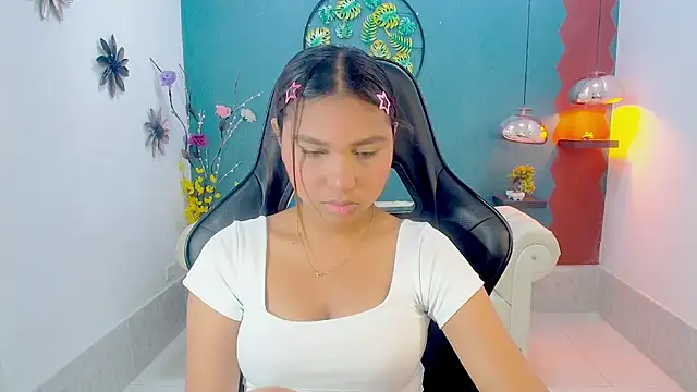 mayli marie online show from May 12, 11:02 pm