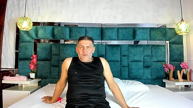 Snapshot of ViceSweet chatting on April 1, 5:30 am ViceSweet online show from April 1, 5:30 am