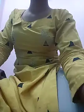 Snapshot of Pooja_67 chatting on February 6, 11:24 am Pooja 67 online show from February 6, 11:24 am