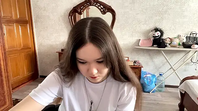 CrunchBerries online show from February 11, 10:20 am