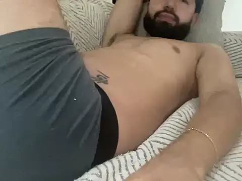 nicovega1  online show from February 11, 5:23 am