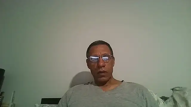 swimmer2496 online show from January 17, 9:03 am