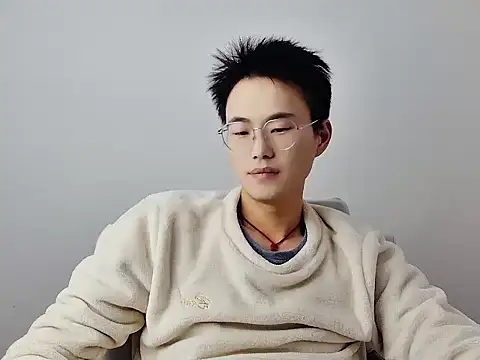 Snapshot of Aint686 chatting on February 3, 12:10 pm Aint686 online show from February 3, 12:10 pm